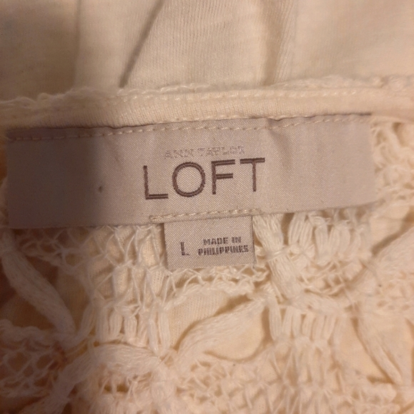 Lace top blouse by Loft size Large - Picture 6 of 6